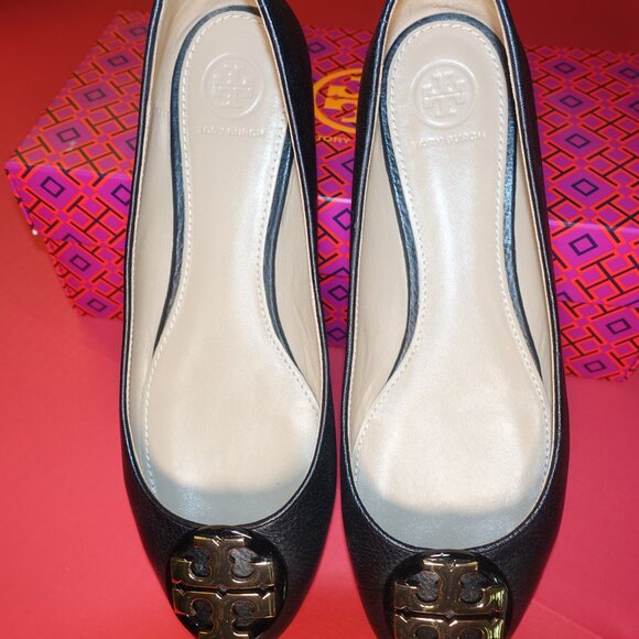 TORY BURCH SHOES - Picture 2 of 16